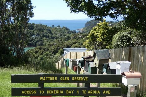 Photo of property in 19 Te Aroha Avenue, Oneroa, Waiheke Island, 1081