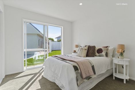 Photo of property in 16 Paisley Street, Mellons Bay, Auckland, 2014