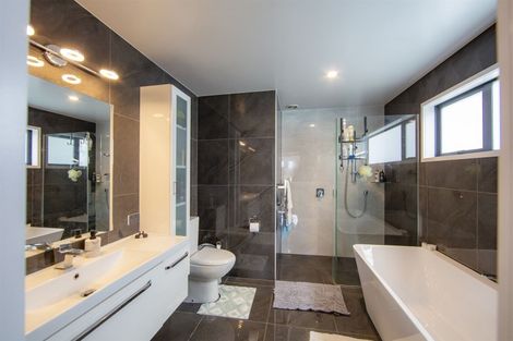 Photo of property in 64a Moir Point Road, Mangawhai Heads, Mangawhai, 0505