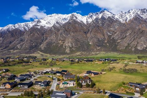 Photo of property in 3 Kinross Lane, Jacks Point, Queenstown, 9371