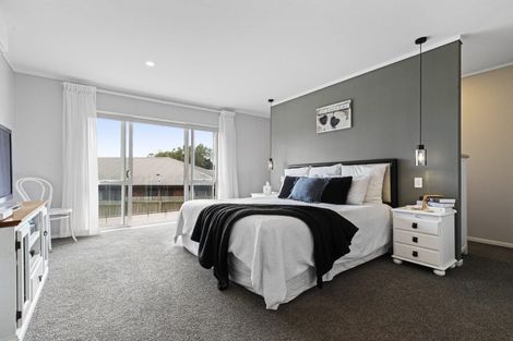 Photo of property in 2/32 Prospect Terrace, Pukekohe, 2120
