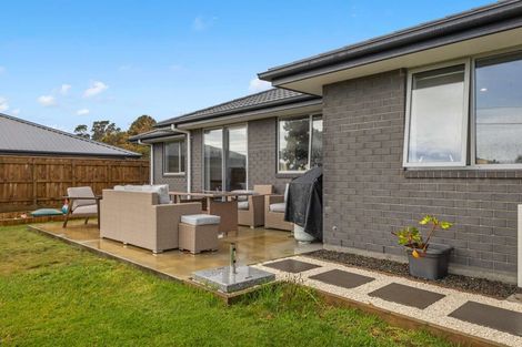 Photo of property in 35 Cumming Street, Okato, 4335