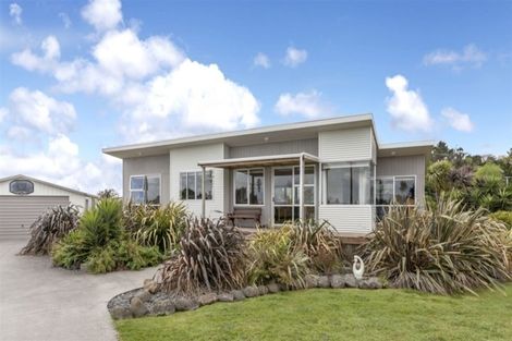Photo of property in 10 Kirikiri Road West, Kopu, Thames, 3578