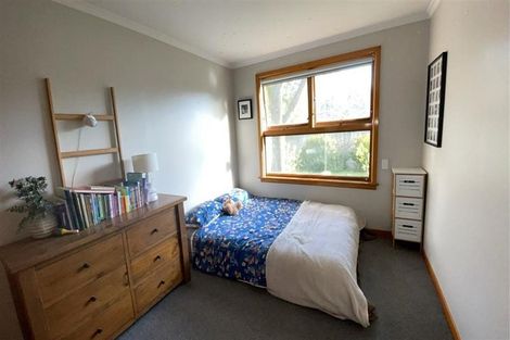 Photo of property in 3 Landsdowne Terrace, Cashmere, Christchurch, 8022