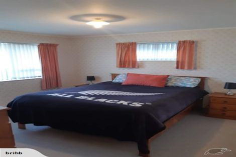 Photo of property in 2/432 Gloucester Street, Taradale, Napier, 4112