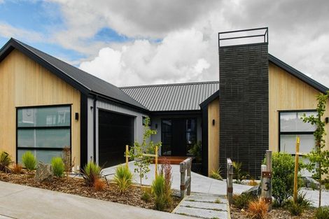 Photo of property in 3 Poroporo Lane, Wainui, 0992