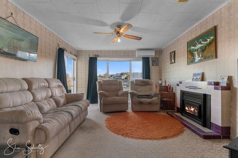 Photo of property in 30 Bickerstaffe Road, Maungaturoto, 0520