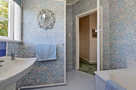 Photo of property in 6 Coleman Terrace, Hospital Hill, Napier, 4110