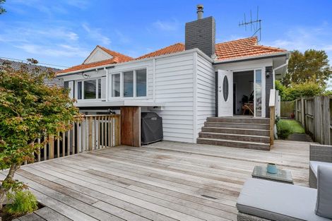 Photo of property in 2/28 Williamson Avenue, Grey Lynn, Auckland, 1021