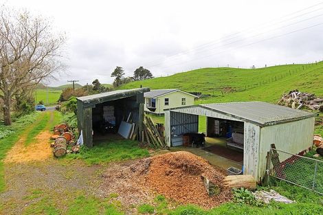 Photo of property in 852 Upper Kina Road, Oaonui, Opunake, 4681