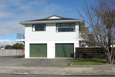 Photo of property in 2/13 Hillcrest Street, Solway, Masterton, 5810