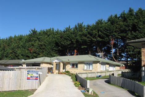 Photo of property in 23 Castlefinn Drive, Weymouth, Auckland, 2103
