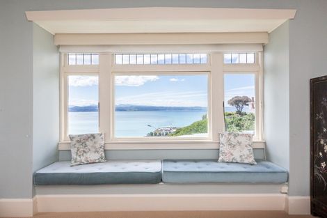 Photo of property in 30 Seapoint Road, Bluff Hill, Napier, 4110