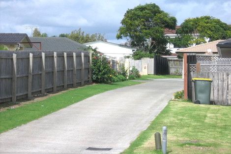 Photo of property in 34 Sean Fitzpatrick Place, Papatoetoe, Auckland, 2025