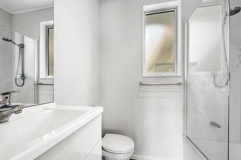 Photo of property in 685a Swanson Road, Swanson, Auckland, 0612