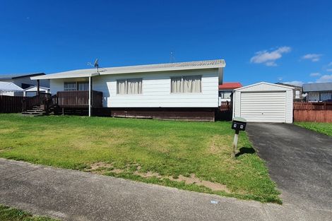 Photo of property in 9 Foxlaw Street, Randwick Park, Auckland, 2105