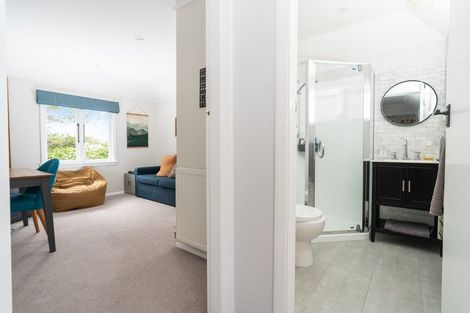 Photo of property in 110 Karori Road, Karori, Wellington, 6012