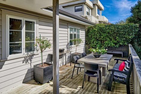 Photo of property in 21 Pendennis Point, Camborne, Porirua, 5026