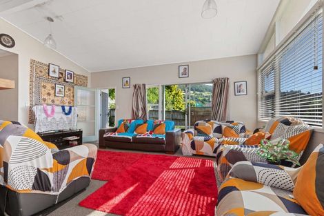 Photo of property in 15 Gem Street, Pukehangi, Rotorua, 3015