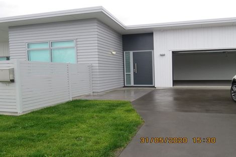 Photo of property in 13 Grooby Place, Havelock North, 4130