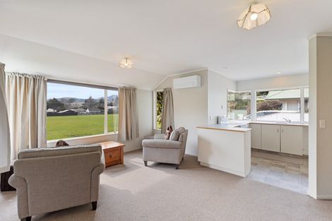 Photo of property in 2/27 Renwick Place, Nelson South, Nelson, 7010