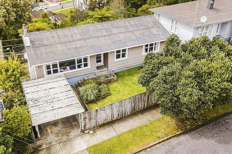Photo of property in 25 Sievers Grove, Cannons Creek, Porirua, 5024