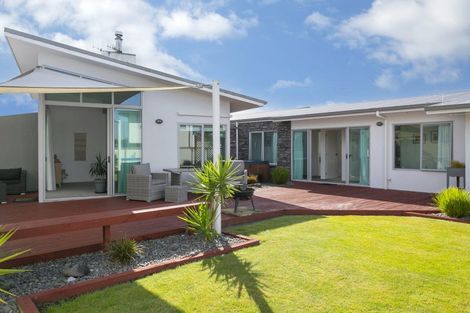 Photo of property in 16 Scott Drive, Nukuhau, Taupo, 3330