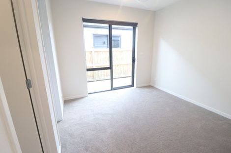 Photo of property in 16 Thomas Rielly Avenue, Hobsonville, Auckland, 0616