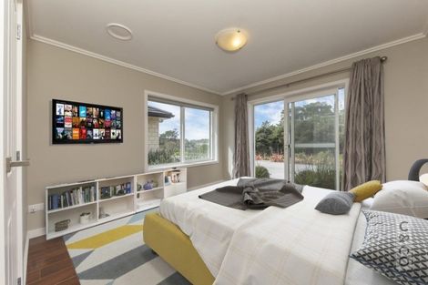 Photo of property in 31 Mudgeways Road, Massey, Auckland, 0614