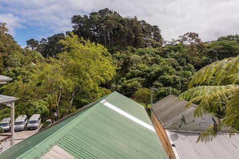 Photo of property in 204 Aro Street, Aro Valley, Wellington, 6021
