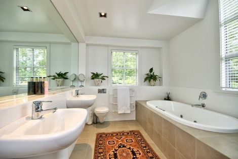 Photo of property in Butel Park, 13 Essex Avenue, Arrowtown, 9302