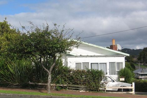 Photo of property in 86 West Coast Road, Glen Eden, Auckland, 0602