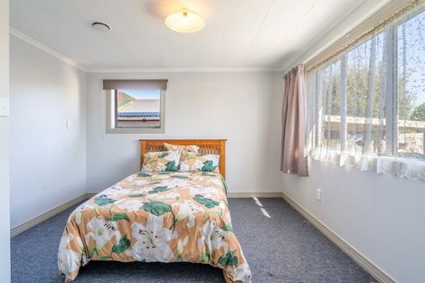 Photo of property in 72 Ross Street, Grasmere, Invercargill, 9810