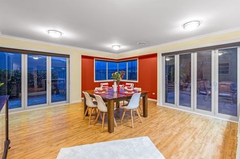 Photo of property in 138 Renown Road, Raumati South, Paraparaumu, 5032