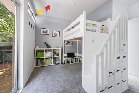 Photo of property in 609 South Titirangi Road, Titirangi, Auckland, 0604