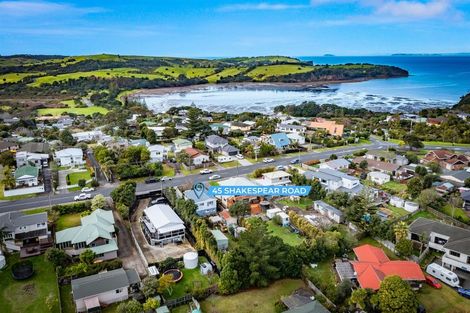 Photo of property in 45 Shakespear Road, Army Bay, Whangaparaoa, 0930