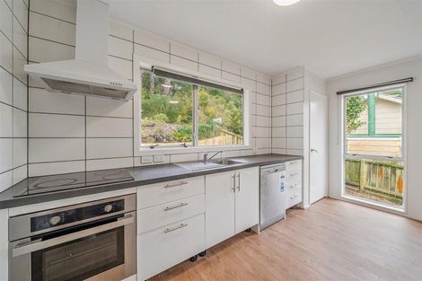 Photo of property in 107 South Karori Road, Karori, Wellington, 6012