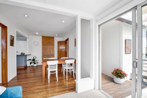 Photo of property in 62 Lismore Street, Merrilands, New Plymouth, 4312