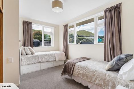 Photo of property in 115 Wallace Road, Mangere Bridge, Auckland, 2022