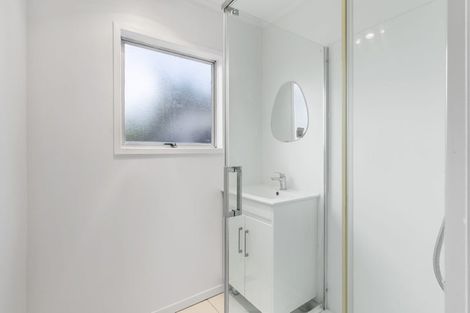 Photo of property in 43 Frobisher Way, Clendon Park, Auckland, 2103