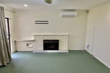 Photo of property in 132 Russell Road, Manurewa, Auckland, 2102