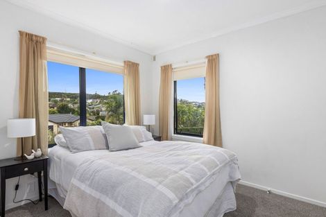 Photo of property in 57 Waldorf Crescent, Orewa, 0931