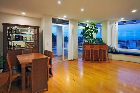 Photo of property in 34 King Richard Place, Browns Bay, Auckland, 0630