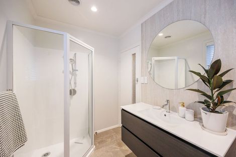 Photo of property in 23 Saint Albans Avenue, Hokowhitu, Palmerston North, 4410