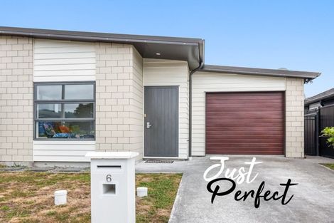 Photo of property in 6 Pattullo Crescent, Wallaceville, Upper Hutt, 5018