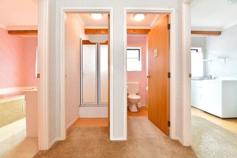 Photo of property in 73 Kauri Road, Stanmore Bay, Whangaparaoa, 0932