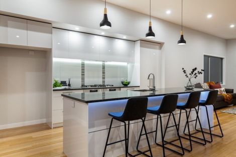 Photo of property in 2 Fern Lane, Whalers Gate, New Plymouth, 4310