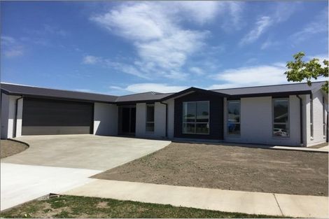 Photo of property in 93 Sutherland Drive, Kaiapoi, 7630