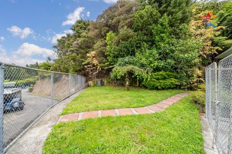 Photo of property in 75 Logie Street, Stokes Valley, Lower Hutt, 5019