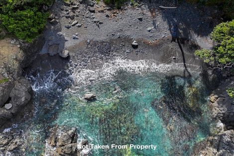 Photo of property in 28 Barrier View Road, Leigh, 0985